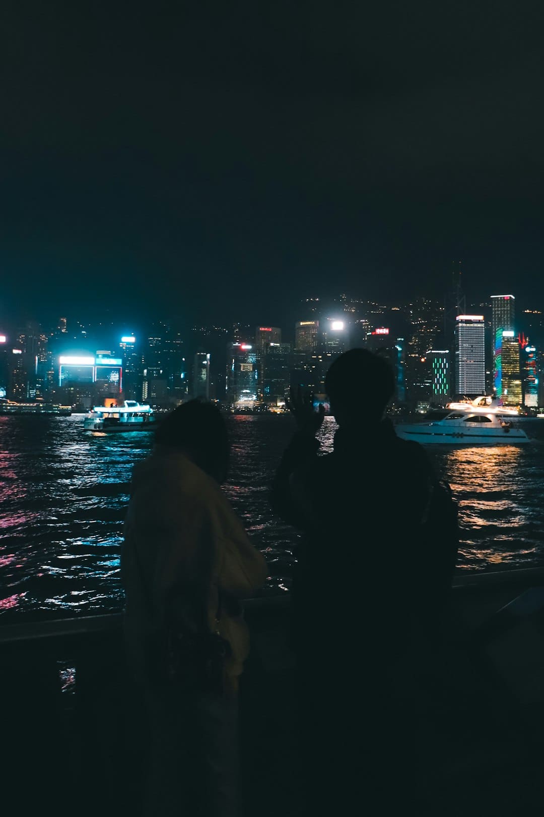 车企与智驾提供商加深合作 宝马联手Momenta发布专属智驾系统